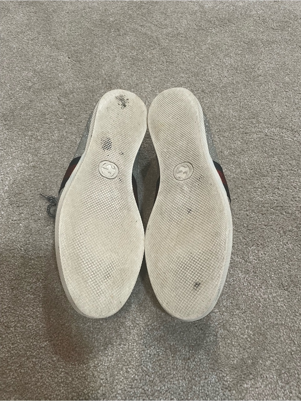 Gucci Bambi web Silver Glitter Low-Top Sneaker with Red-Blue Web - Picture 6 of 7